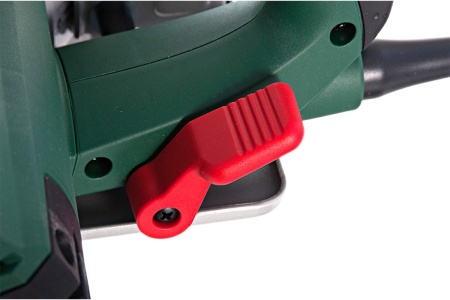 Дисковая пила DEWALT DWE 560 B