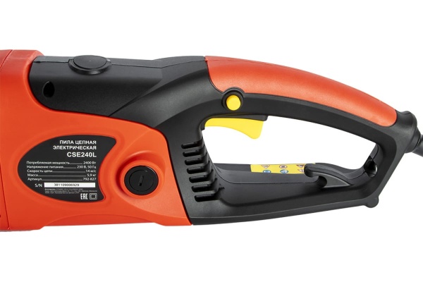 Цепная электрическая пила DDE CSE240L 18" 792-827