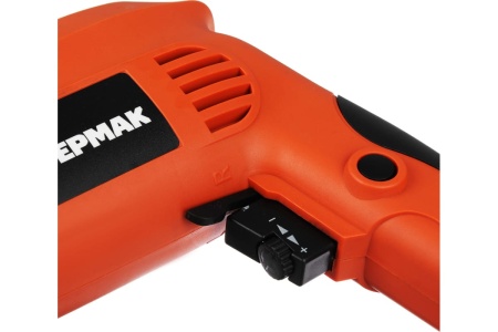 Ударная дрель ЕРМАК + 68 предметов 693-045