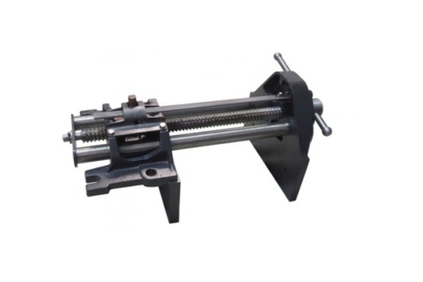 Быстрозажимные тиски струбцинного типа ROCKFORCE 9"-220мм RF-329319