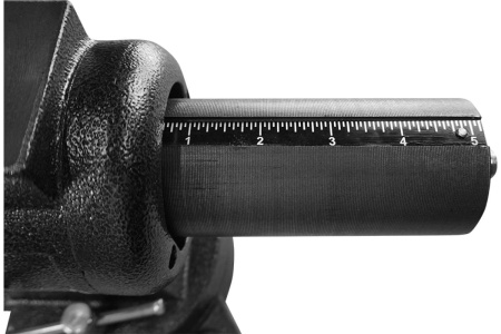 Чугунные поворотные в 2-х плоскостях тиски с трубным зажимом и наковальней Berger BG БАЛЬДР BG1340