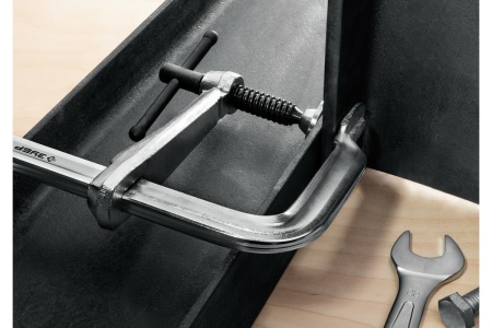 Цельнокованая струбцина ЗУБР КС-500/120 тип F, 500/120 мм 32157-120-500