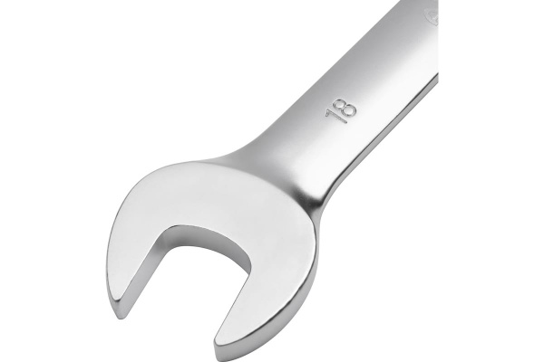 Комбинированный ключ трещоточный с шарниром 18мм AV Steel  AV-315218