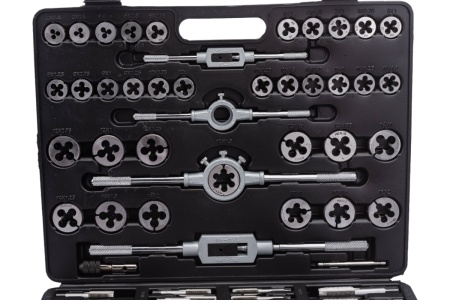 Метрический набор метчиков и плашек ROCKFORCE 110 предметов RF-B110-1