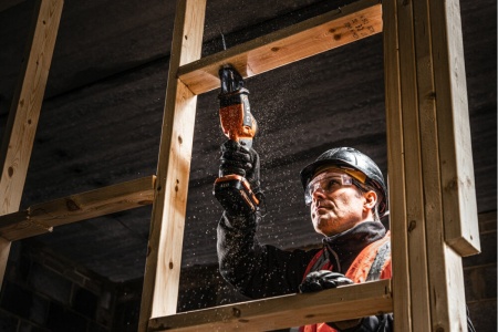 Сабельная бесщеточная пила BUS18SBL-0 AEG 4935479662