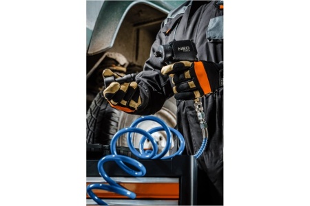 Пневматический ударный гайковерт NEO Tools набор головок 12-022