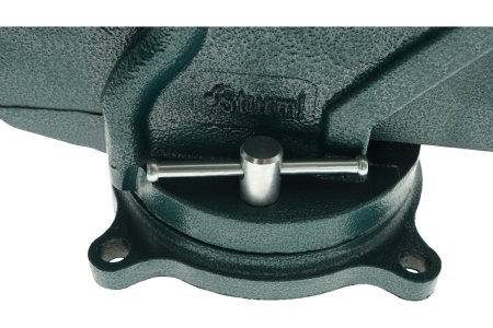 Слесарные тиски STURM 1075-01-150