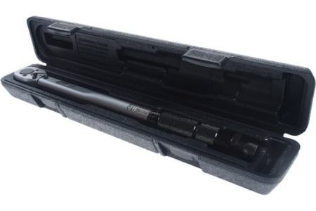 Динамометрический ключ JTC 3/8", усилие затяжки 19-110Нм, длина 355мм JTC-6902