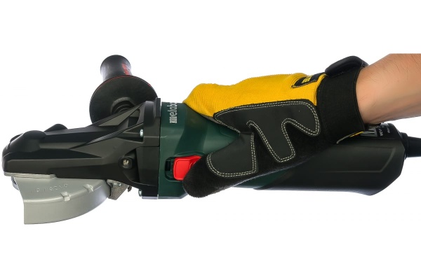 Угловая шлифмашина Metabo WEVF 10-125 Quick Inox SET 613080500 Угловая шлифмашина Metabo WEVF 10-125 Quick Inox SET 613080500