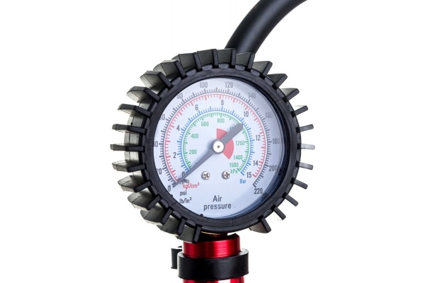Пистолет для подкачки колес грузовых автомобилей INTERTOOL PT-0507
