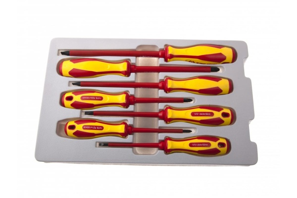 Набор отверток в коробке KING TONY диэлектрические 7 предметов 30617MR