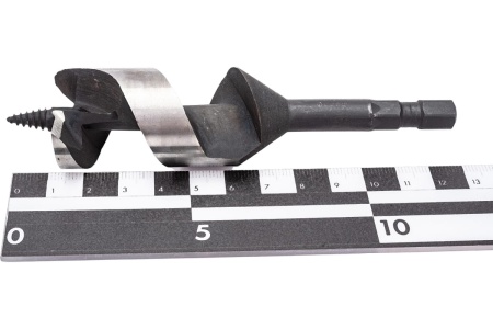 Спиральное сверло STAYER по дереву шестигранный хвостовик 29x130 мм 29480-130-29