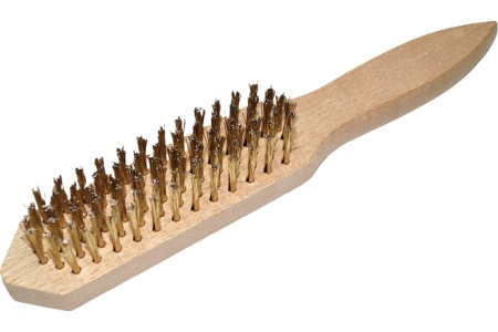 Щетка IZELTAS 4-х рядная, металл, с деревянной ручкой 0741550004