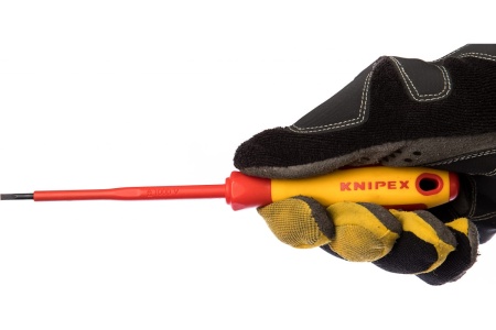 Отвертка для винтов со шлицевой головкой KNIPEX KN-982030