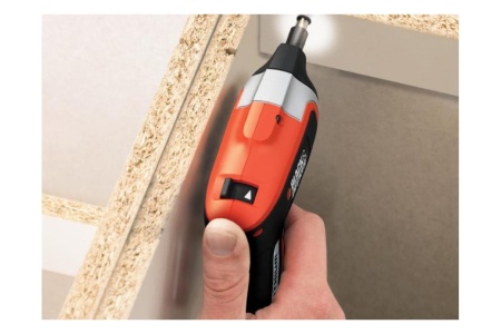 Аккумуляторная отвертка Black+DECKER KC 460 LN