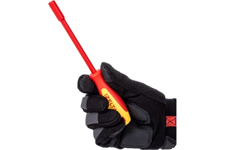 Диэлектрический ключ-отвёртка IZELTAS 1000V, торцевой, 5мм, длина 220 мм 4773190050