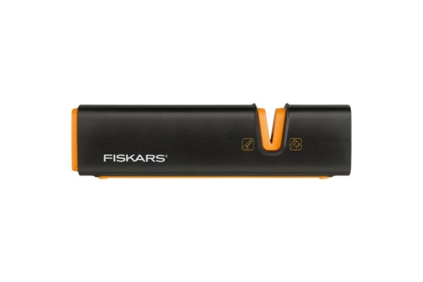 Набор Fiskars: универсальный топор Х5, нож K40, точилка Xsharp 1057913