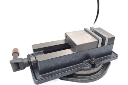 Станочные тиски TORNERI прецизионные поворотные L губок 100 мм, серия QM16100 Swivel 045757