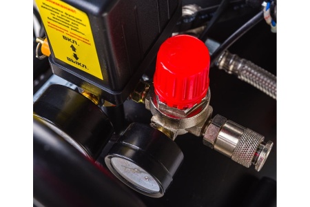 Малошумный безмасляный компрессор Pegas pneumatic PG-2800*2 проф серия 2.8кВт, 365 л/мин,50л 6621