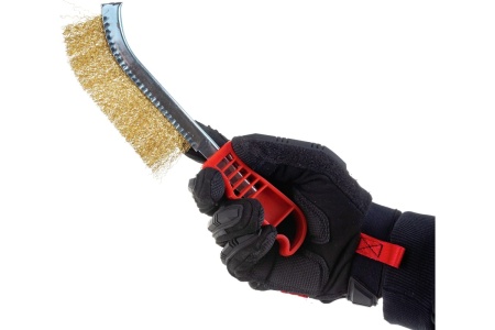 Щетка с металлическим ворсом VOREL пластиковая ручка 06965