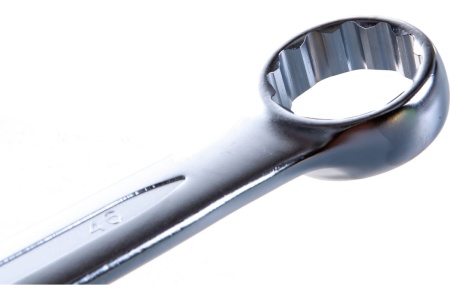 Комбинированный ключ Jonnesway 46мм W26146