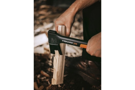 Универсальный топор Fiskars X7 - XS 1015618 (121423)