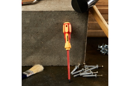 Крестовая отвертка электрика REXANT PH 0х100 мм 12-4716 Крестовая отвертка электрика REXANT PH 0х100 мм 12-4716