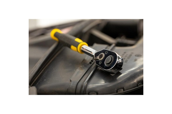 Трещотка Stanley 72 зубца, 3/8" STMT82664-0 Трещотка Stanley 72 зубца, 3/8" STMT82664-0