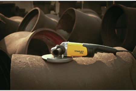 Угловая шлифмашина Stanley SL229-RU