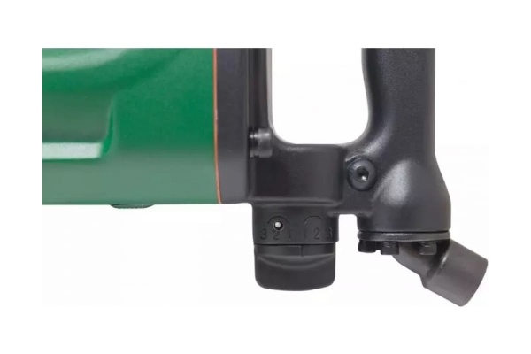 Пневмогайковерт ROCKFORCE RF-82586L