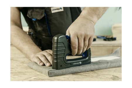 Мебельный степлер HOEGERT TECHNIK скобы 6-16 мм, гвозди 15/16 мм HT2C004