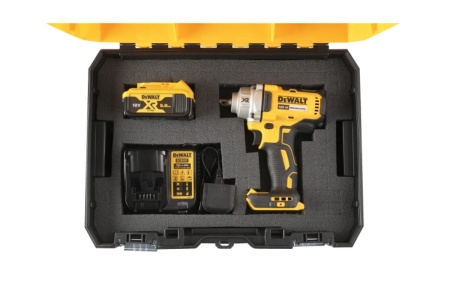 Набор с органайзером DEWALT DWST1-70704