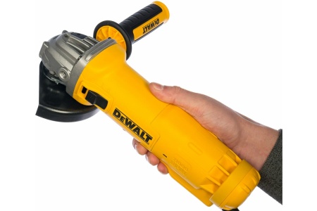 Угловая шлифмашина DEWALT DWE 4205