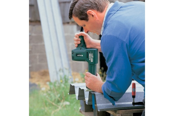 Сабельная маятниковая пила Metabo Ps E 0525 600525000