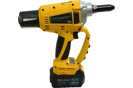 Аккумуляторный заклепочник для вытяжных заклепок Skytools 4.0 ач х 2 SK65