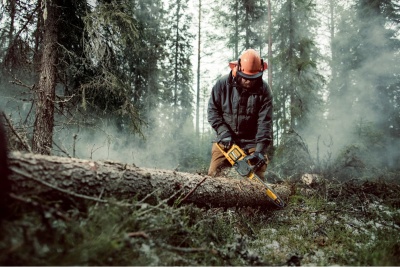 Цепная пила DEWALT FLEXVOLT DCM575N