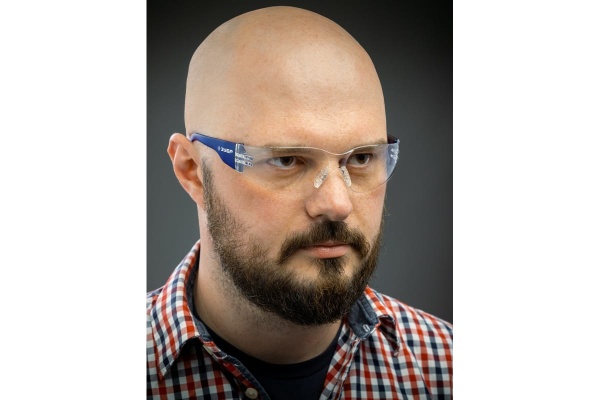 Облегченные защитные очки ЗУБР Барьер прозрачные 110487 Облегченные защитные очки ЗУБР Барьер прозрачные 110487