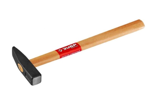 Слесарный молоток с деревянной рукояткой Зубр 300 г 20015-03_z01