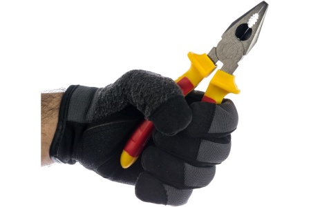 Комбинированные плоскогубцы Insulated 180 мм MATRIX PROFESSIONAL 16903