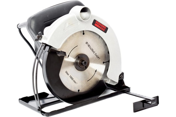 Дисковая пила Makita HS7100