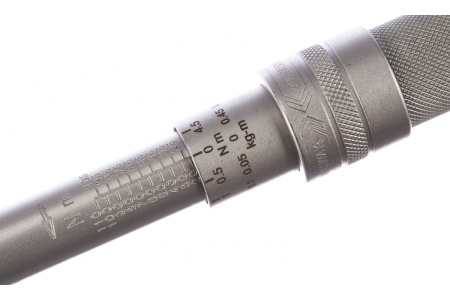 Динамометрический ключ Jonnesway T04080 3/8" 20-110 НМ 47306