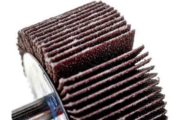 Круг шлифовальный лепестковый радиальный (40x20 мм; хвостовик 6 мм; P120) HOEGERT TECHNIK HT8D005 Круг шлифовальный лепестковый радиальный (40x20 мм; хвостовик 6 мм; P120) HOEGERT TECHNIK HT8D005