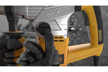 Перфоратор INGCO INDUSTRIAL RH15008