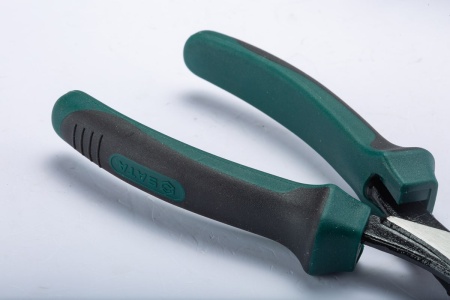 Диагональные кусачки 7 дюймов Sata 70203A