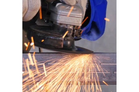 Угловая шлифовальная машина Oasis AG-72/125 4640039480341