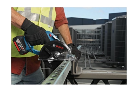 Бесщеточная дисковая ручная пила DEWALT DCS576N