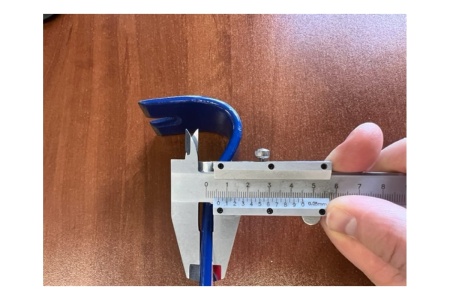 Плоскопрофильный гвоздодер WORKPRO 450 мм WP245002