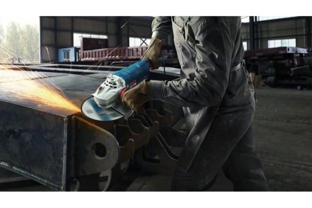 Угловая шлифмашина Bosch GWS 24-230 P 06018C3100