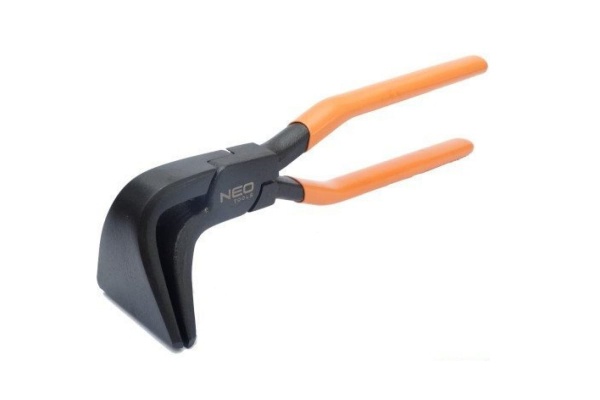 Изогнутые клещи NEO Tools 90' 31-080