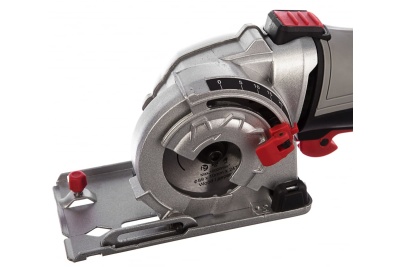 Циркулярная пила BOSCH GKS 140 06016B3020